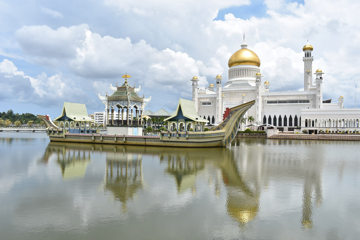 How can I travel to Brunei? Brunei travel restrictions